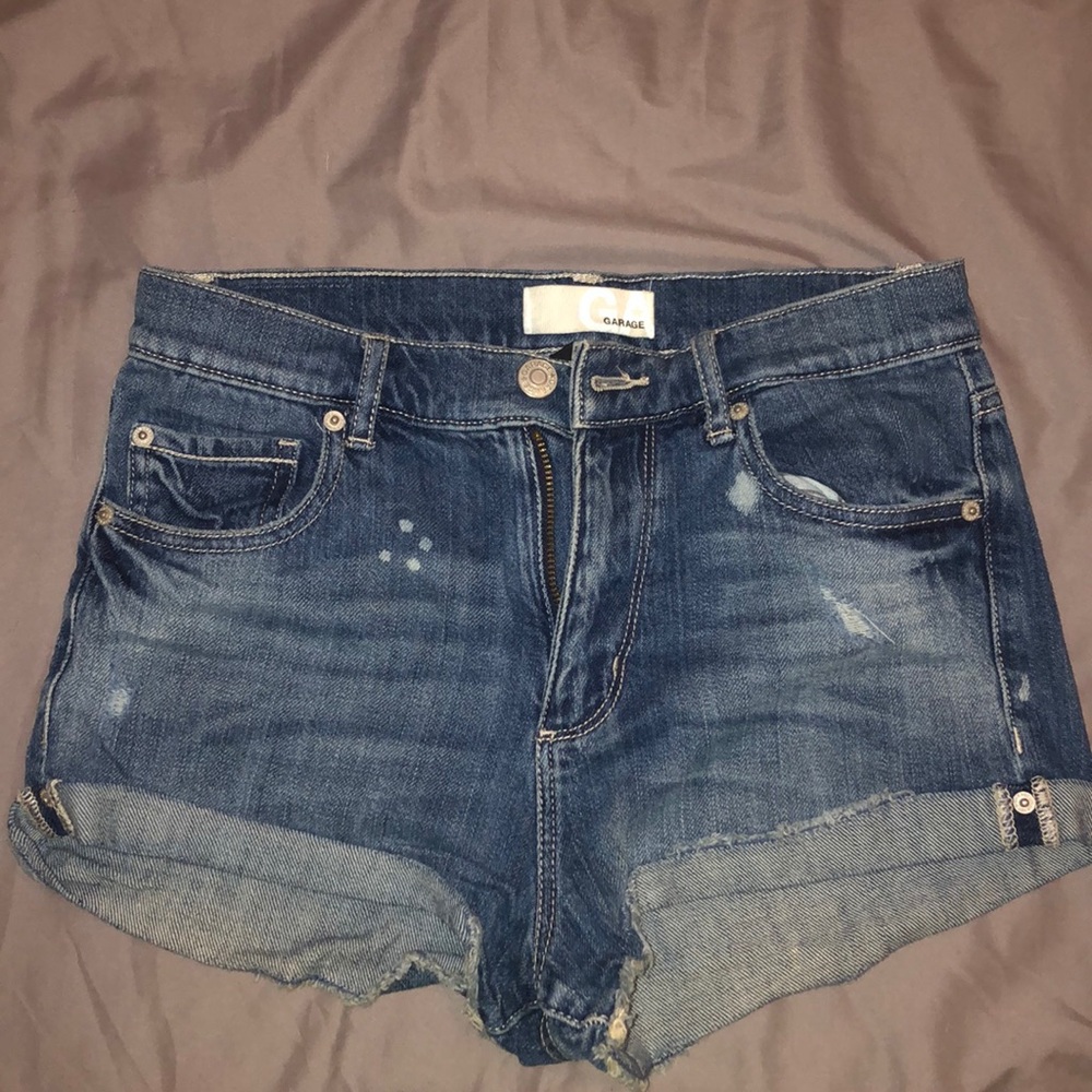 High wasted shorts